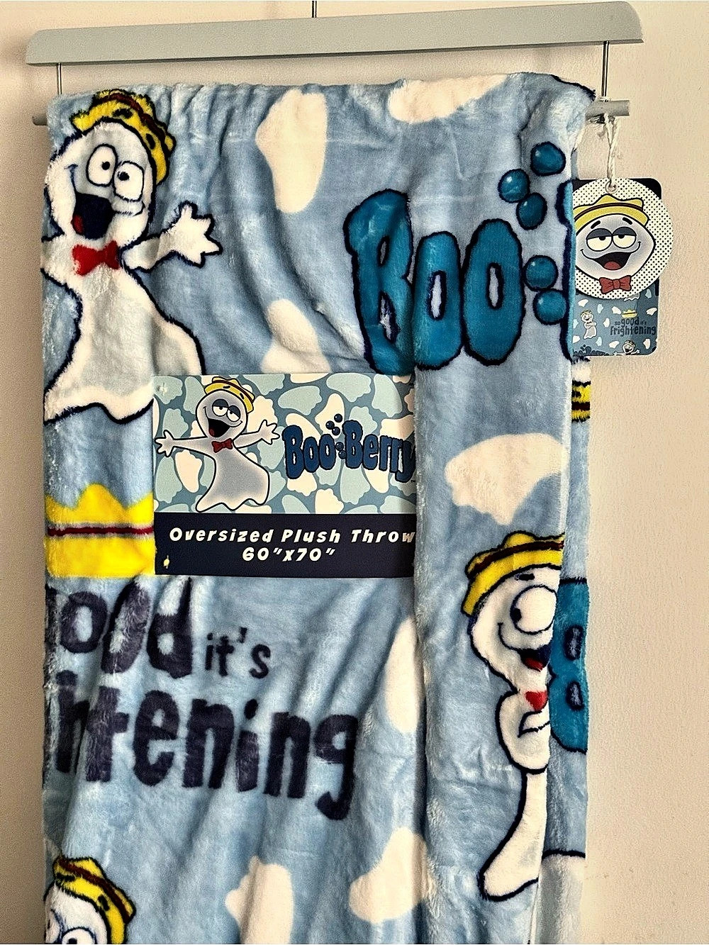 General Mills Boo Berry Oversized Plush Throw Blanket Blue & White NWT